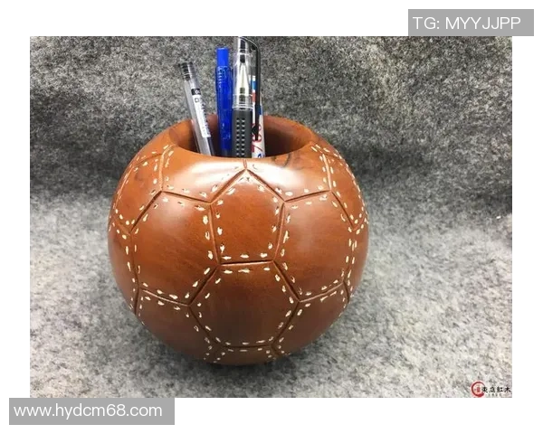 足球明星送礼指南精选推荐适合各类球迷的创意礼物图片